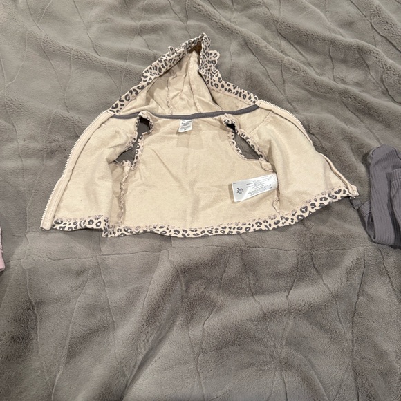 Carter's Gray Ribbed Baby Set - Picture 5 of 5